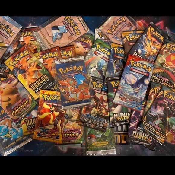 Pokémon Mystery Booster Bundle 🔥Chance Vintage🔥 - Picture 1 of 1